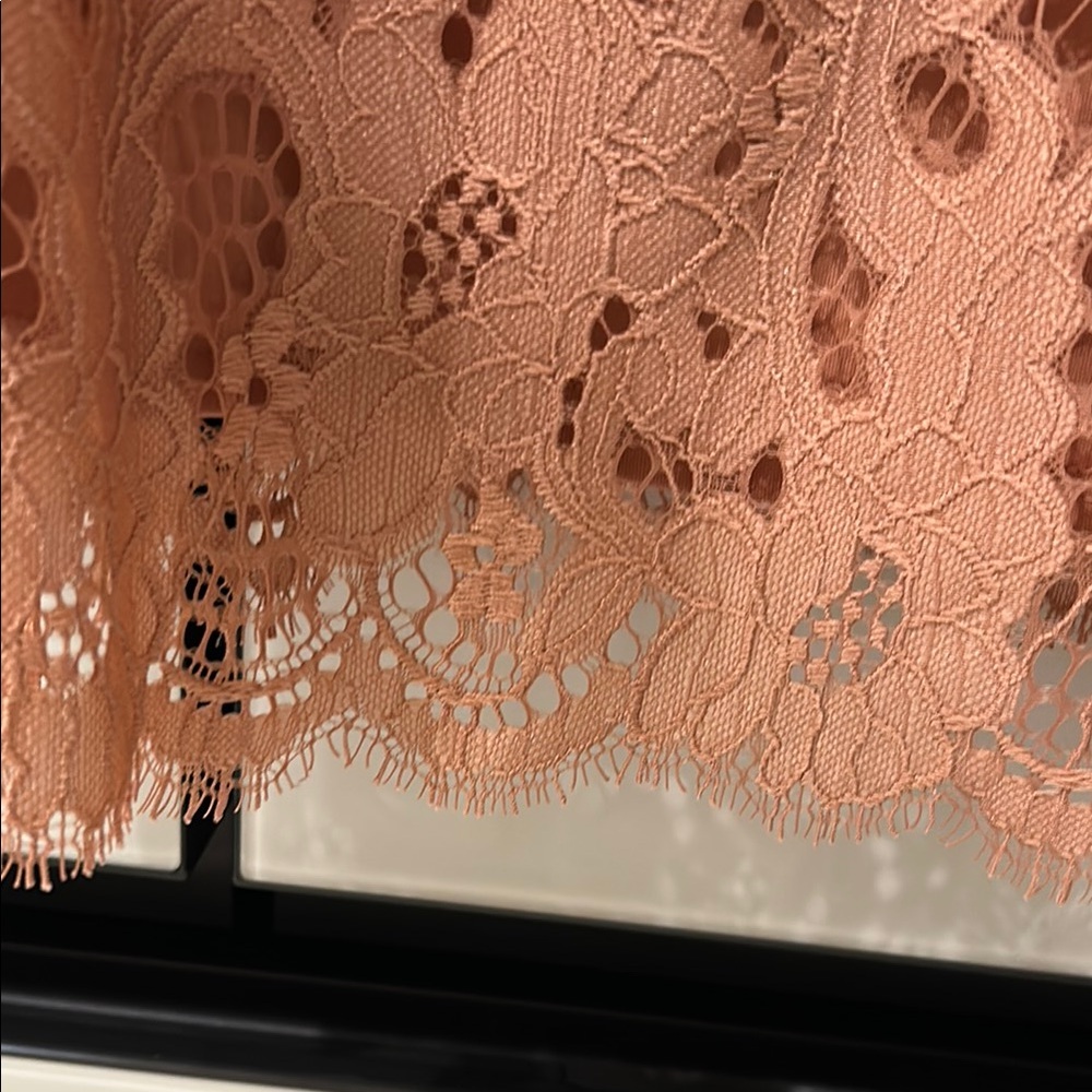 XHILIRATION PERFECT Summer Pink Lace Sleeveless Mini Sundress - Picture 12 of 14